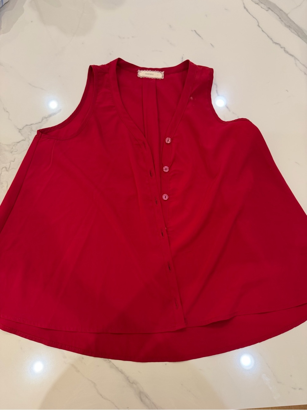Soprano Red Sleeveless Button-Front Camisole